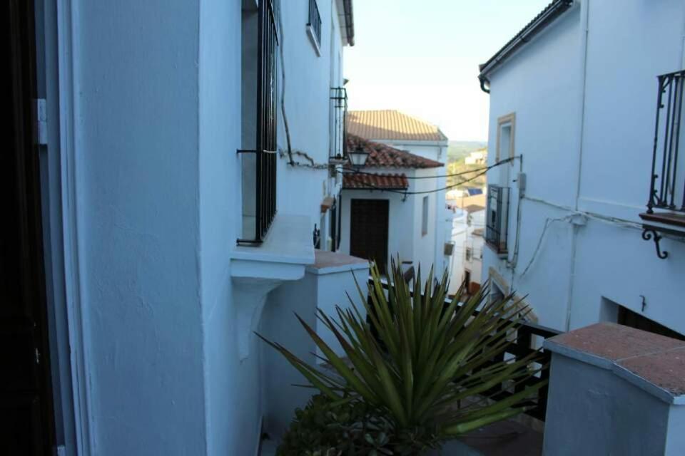 Alojamiento Rural Carmen Setenil De Las Bodegas Exterior photo